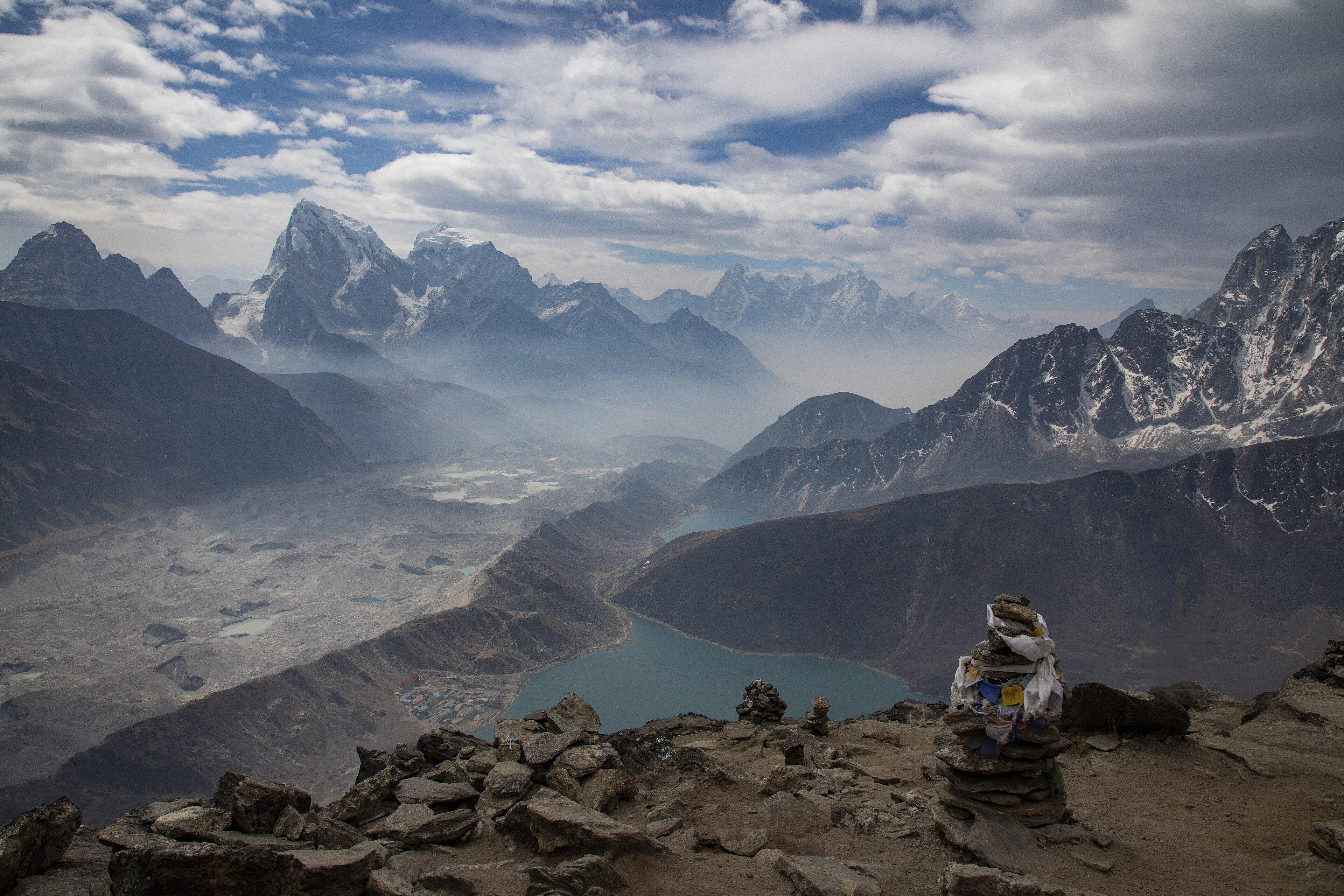 Gokyo Lakes & Gokyo Ri trek