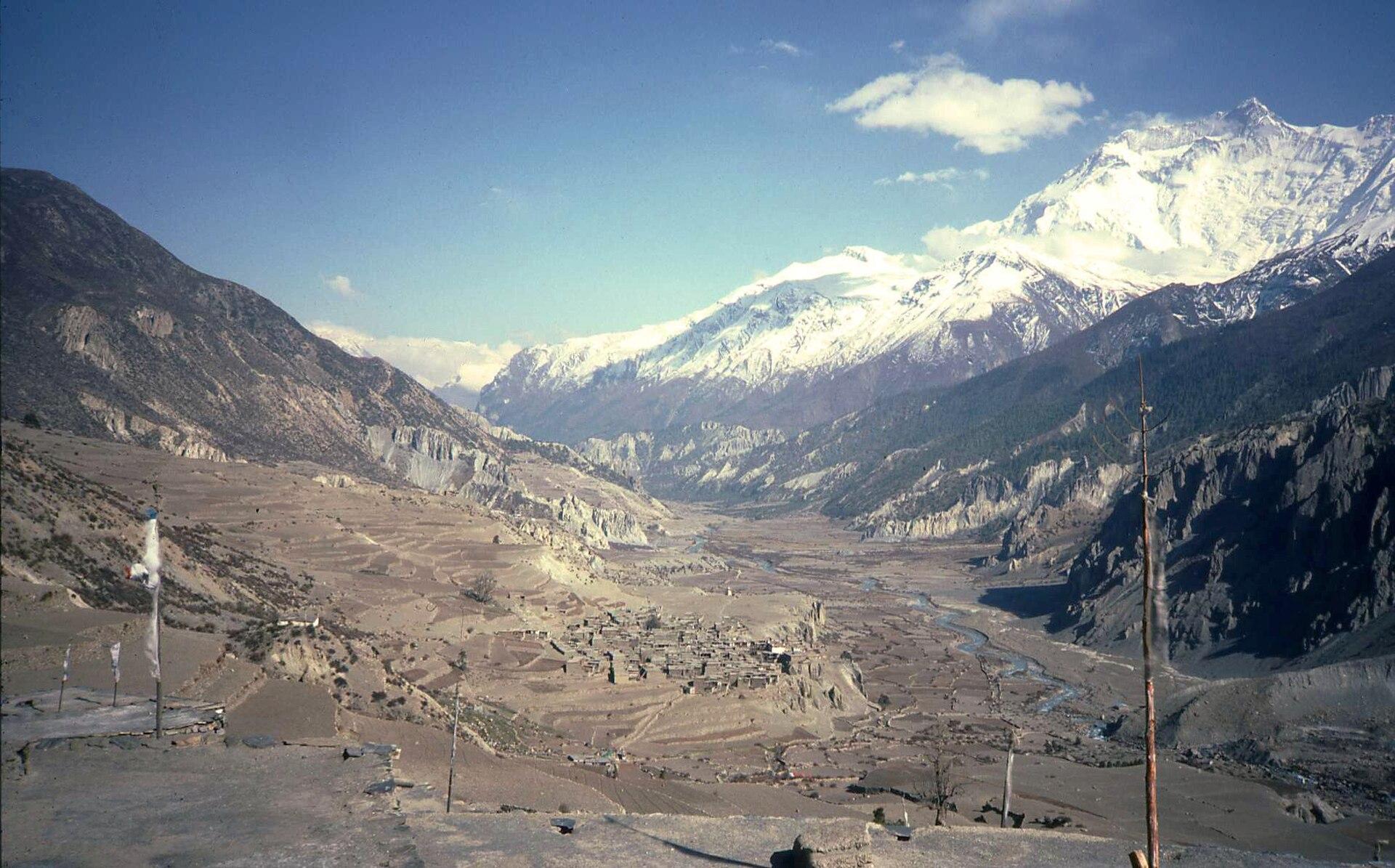 Annapurna Circuit scenery 4