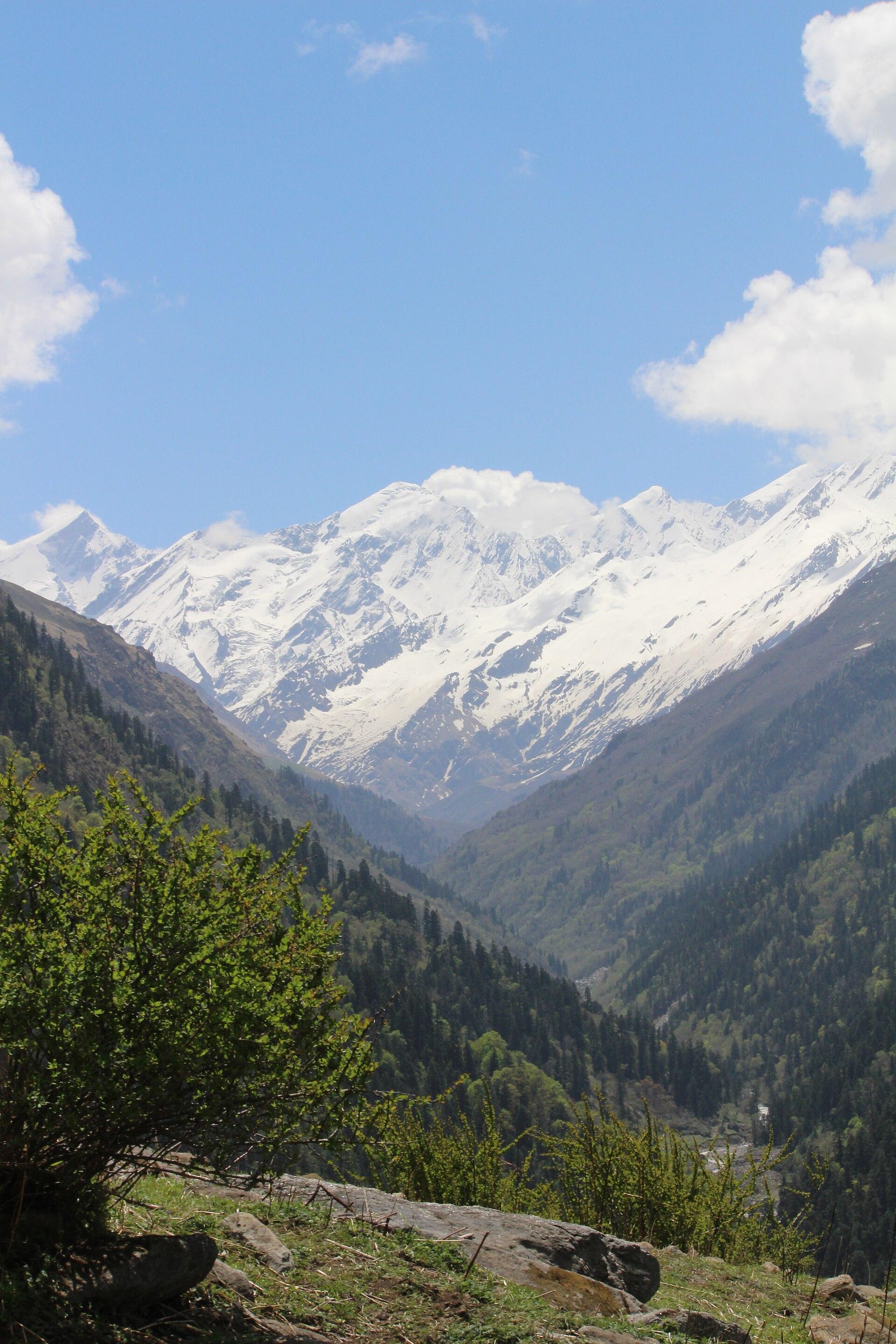 Har Ki Dun scenery 5
