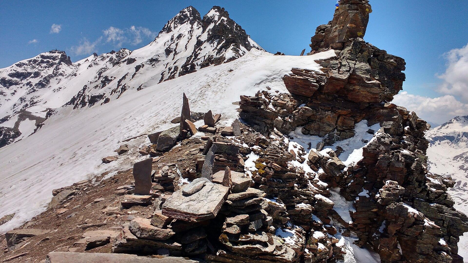 Rupin Pass scenery 5