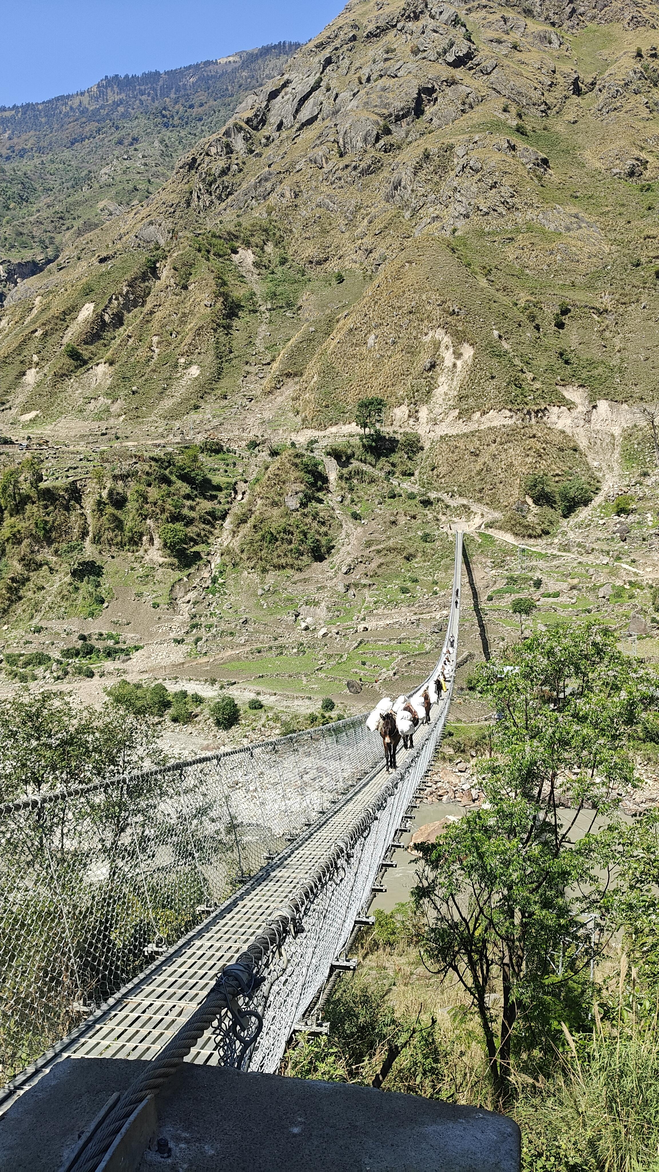 Annapurna Circuit scenery 10