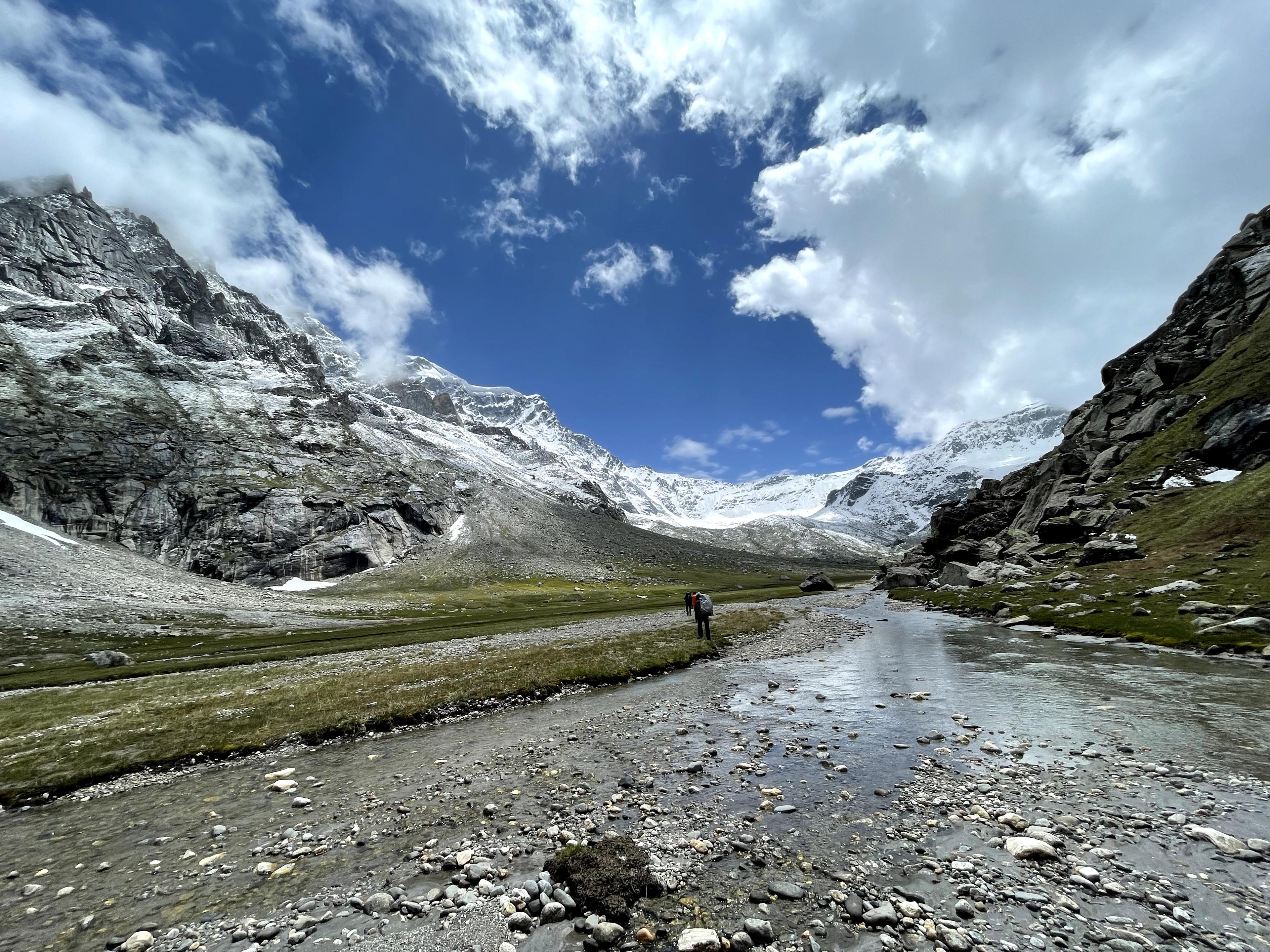 Deo Tibba Base Camp scenery 3