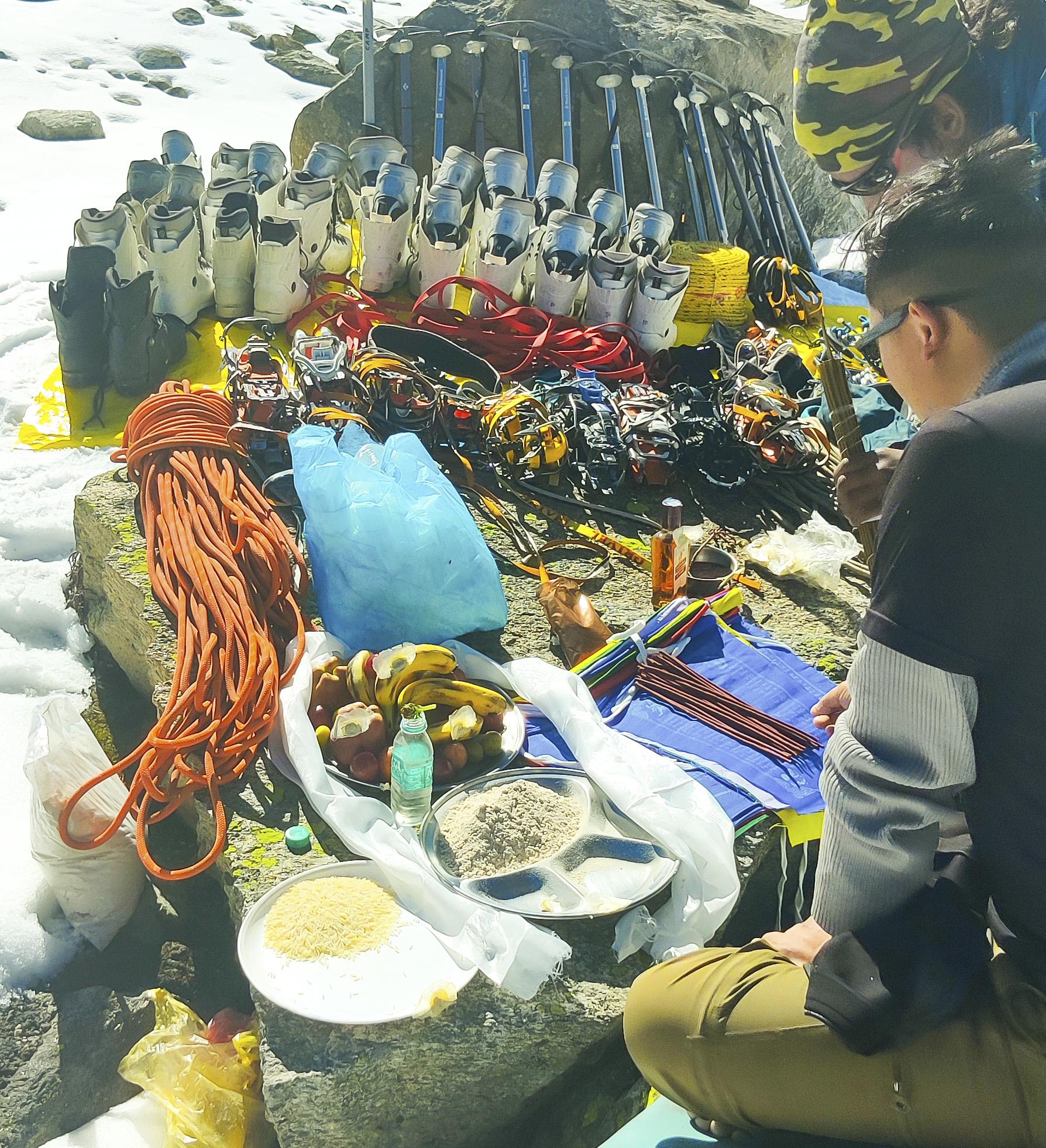 Deo Tibba Expedition scenery 3