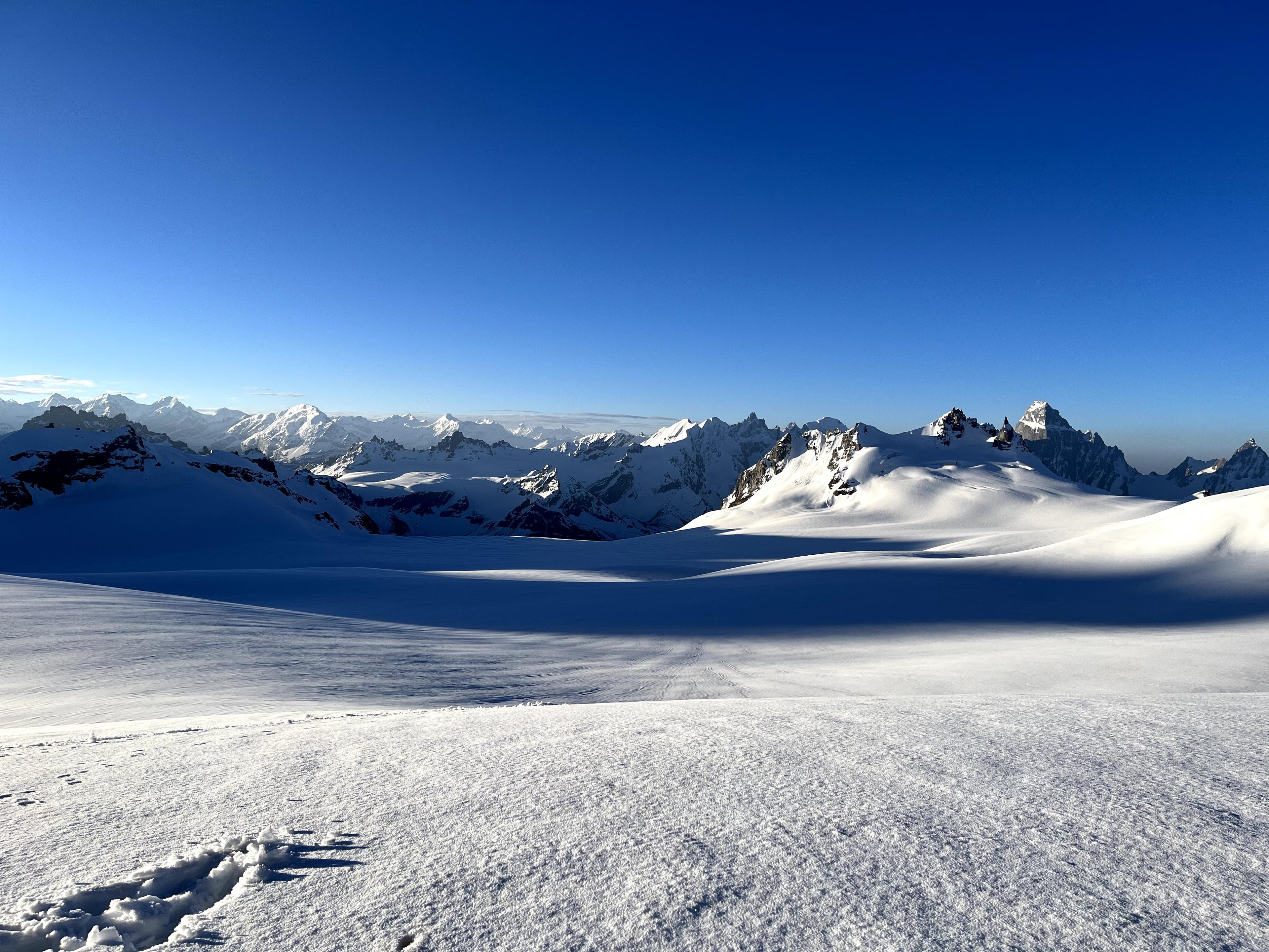 Deo Tibba Expedition scenery 8