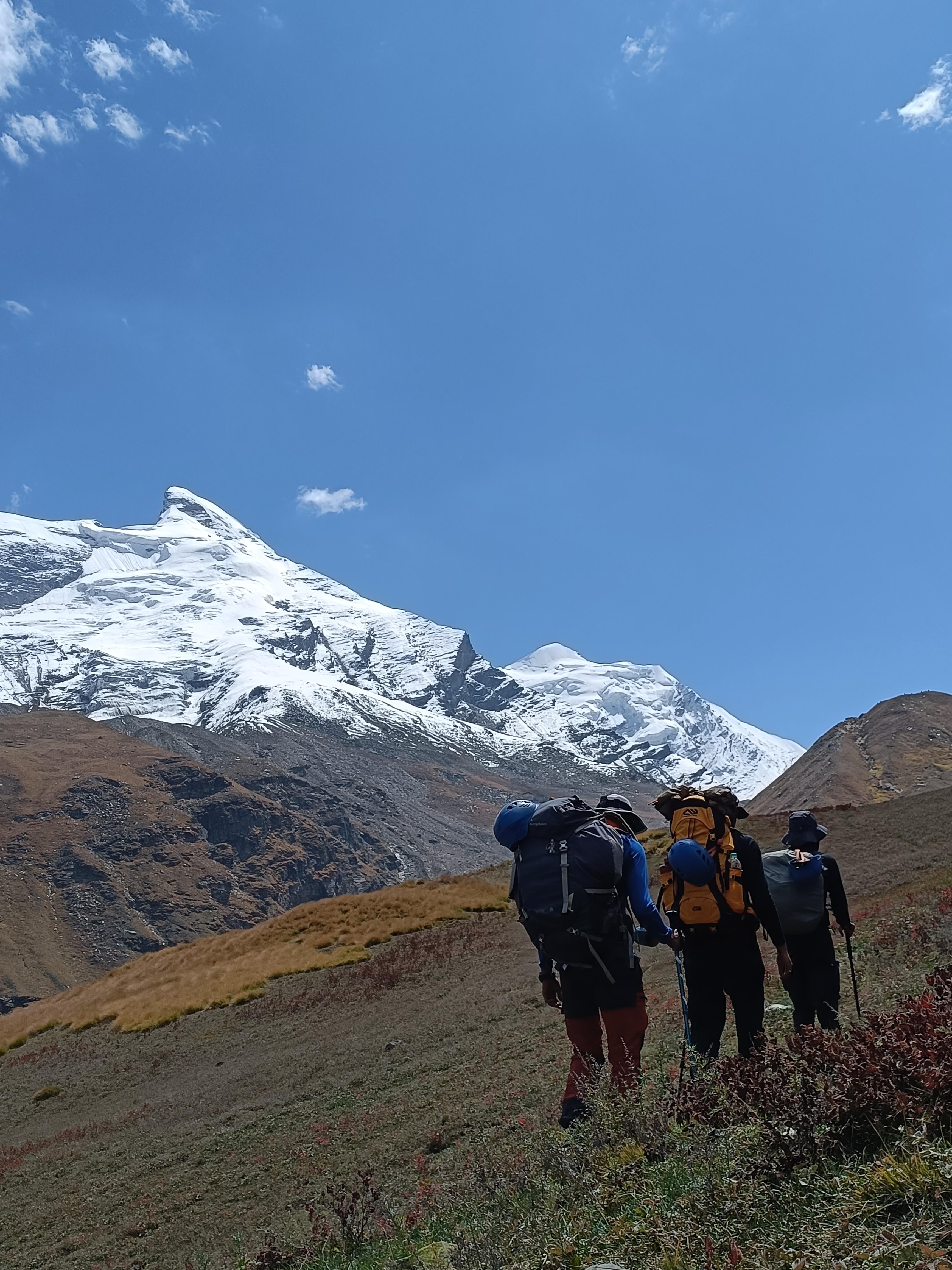 Everest Base Camp — The trail to the foot of the world