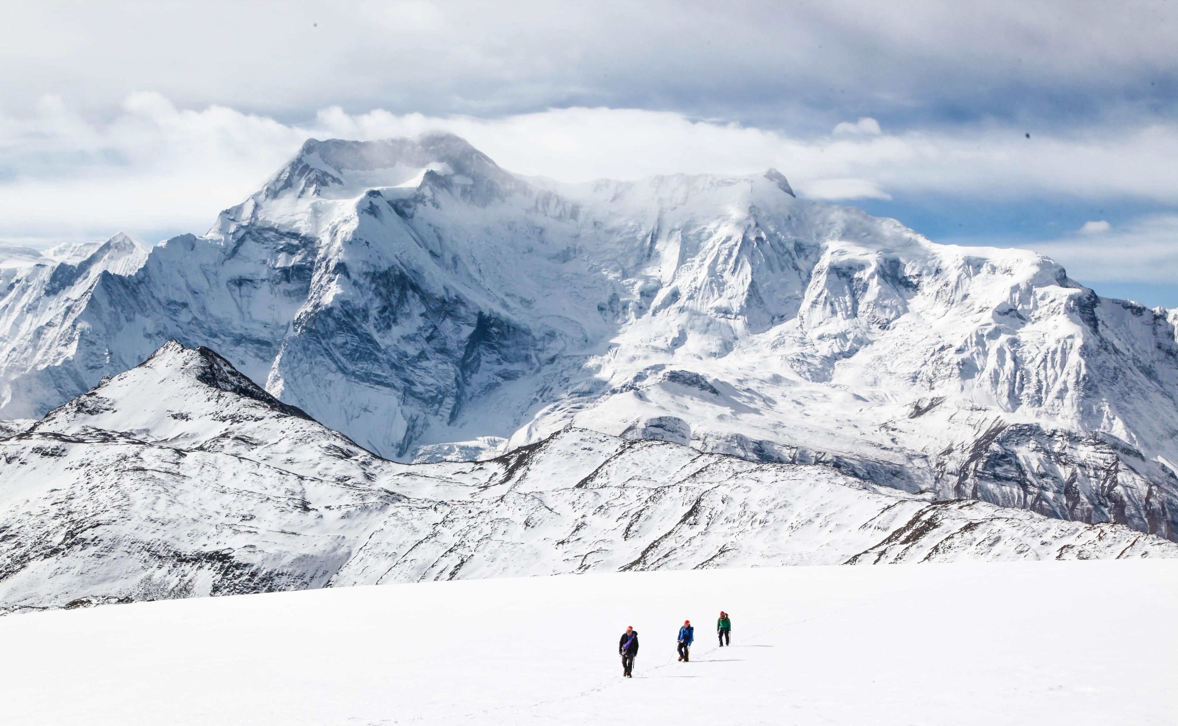 Island Peak (Imja Tse) scenery 3