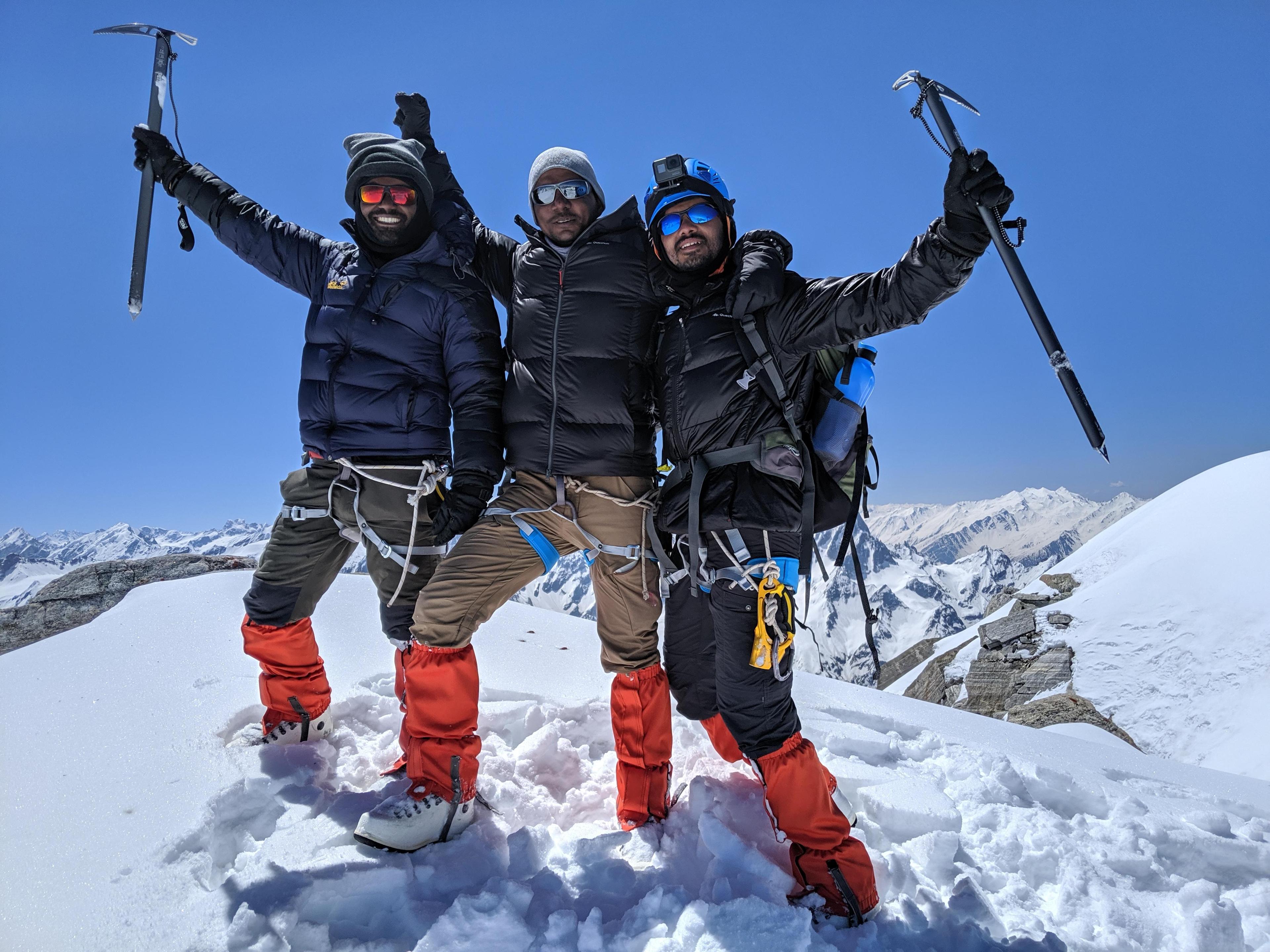 Jagatsukh Peak scenery 14