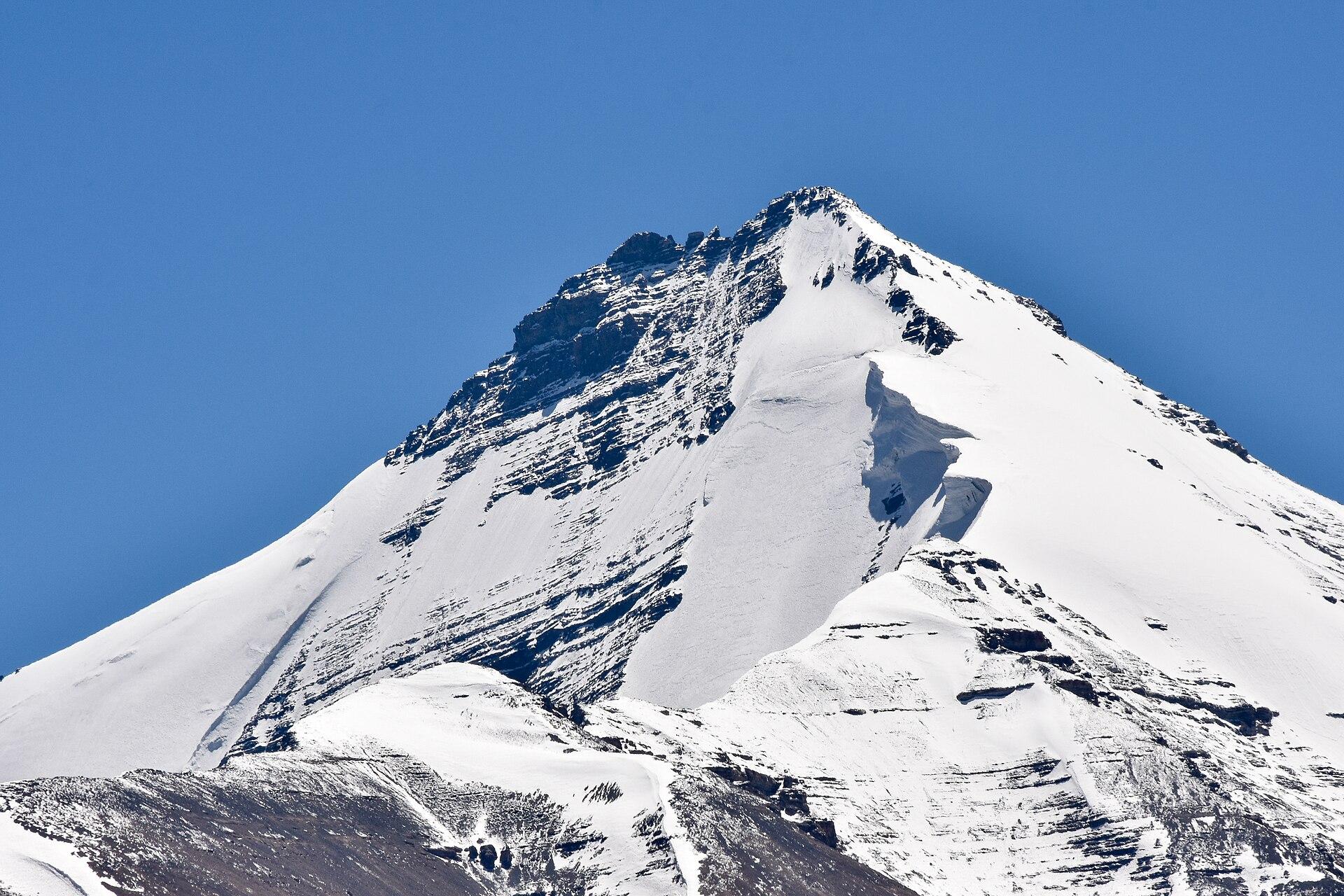 Kanamo Peak scenery 2
