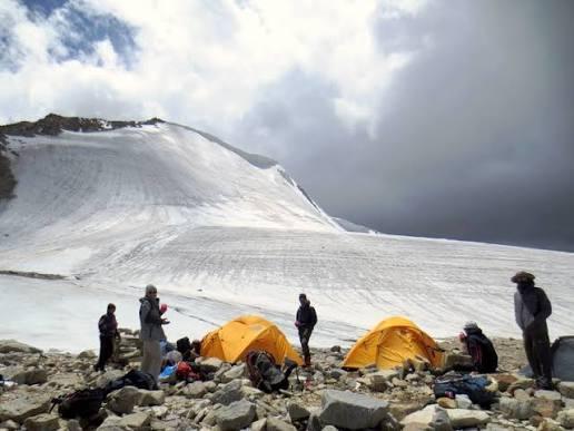 Lungser Kangri scenery 3
