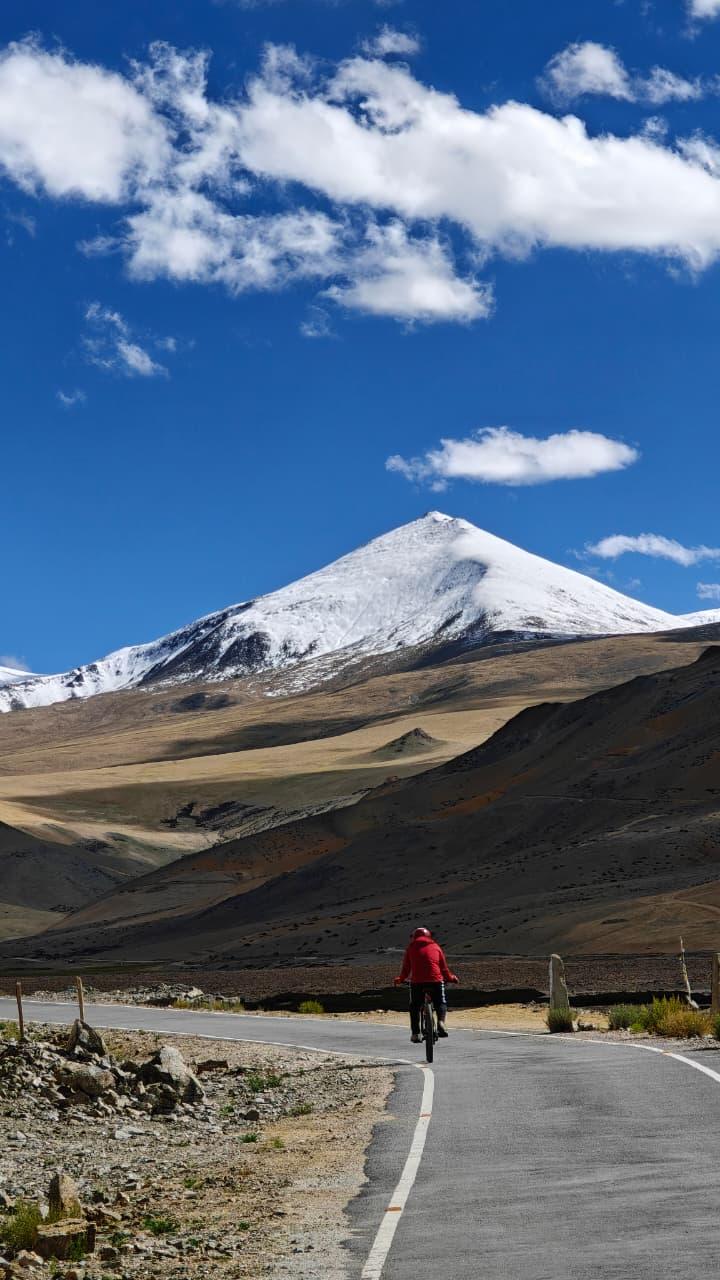 Manali–Leh Cycling Expedition scenery 2