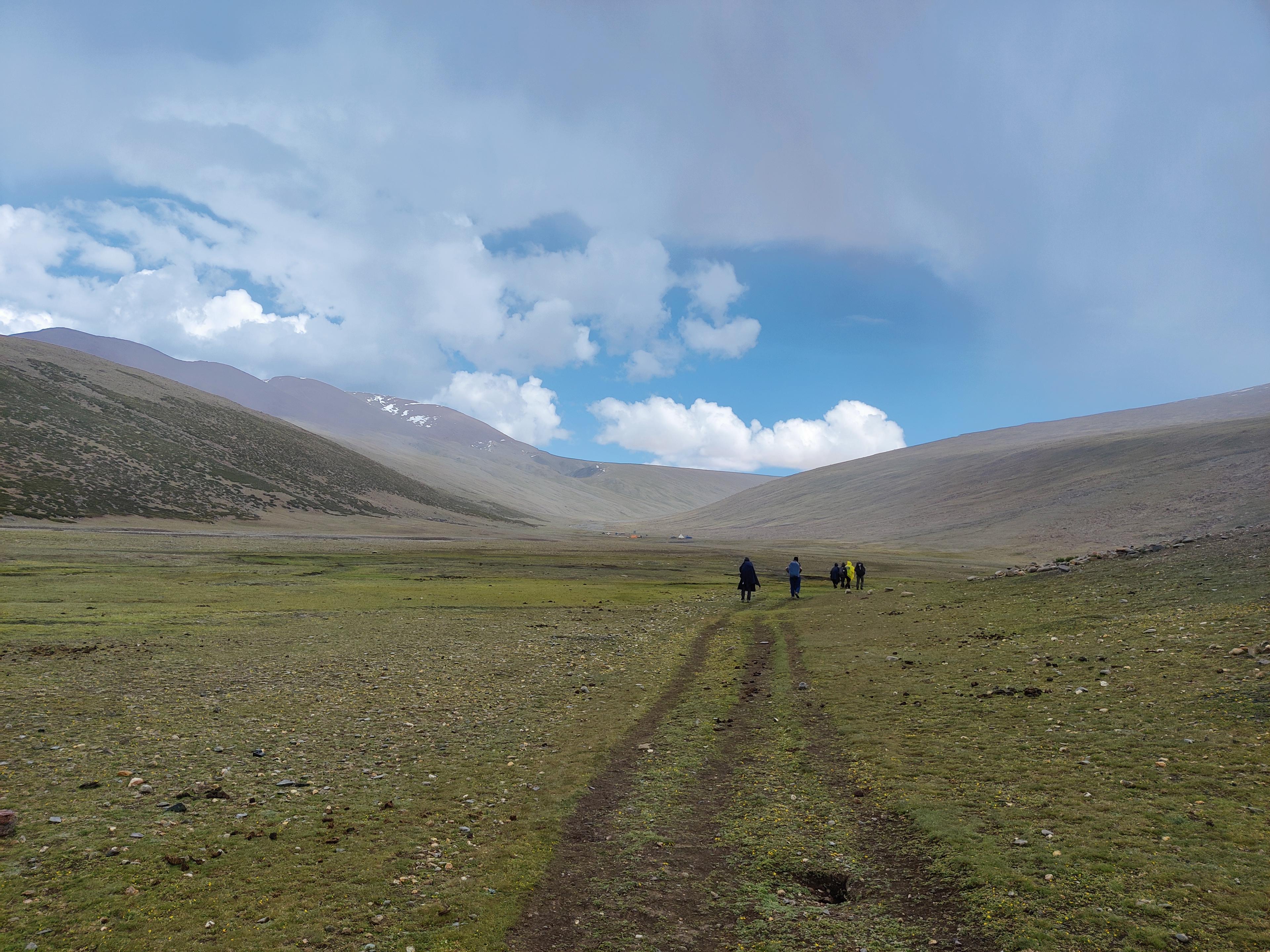 Markha Valley scenery 12