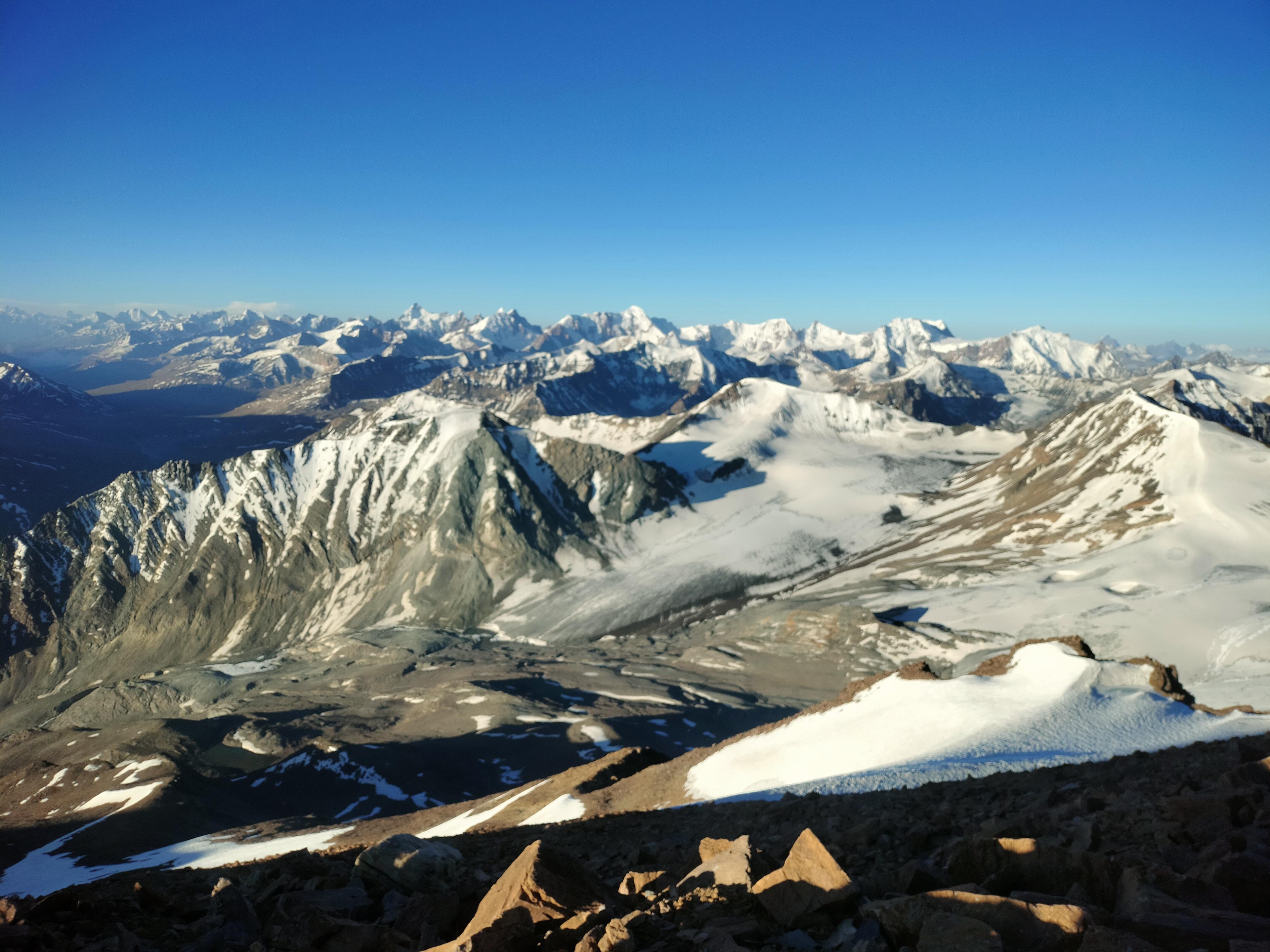 Mt. Yunam Peak scenery 8