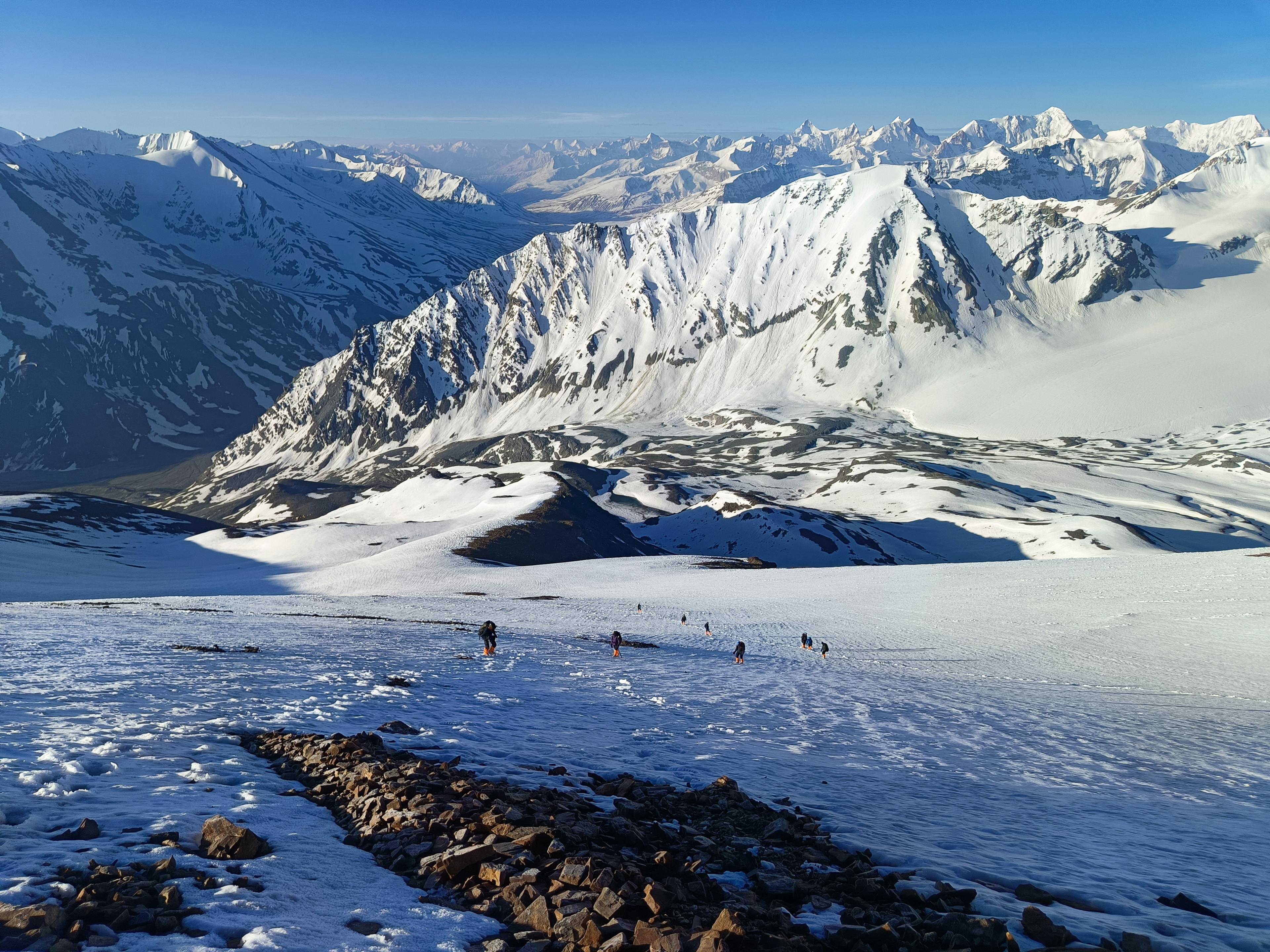 Mt. Yunam Peak scenery 2