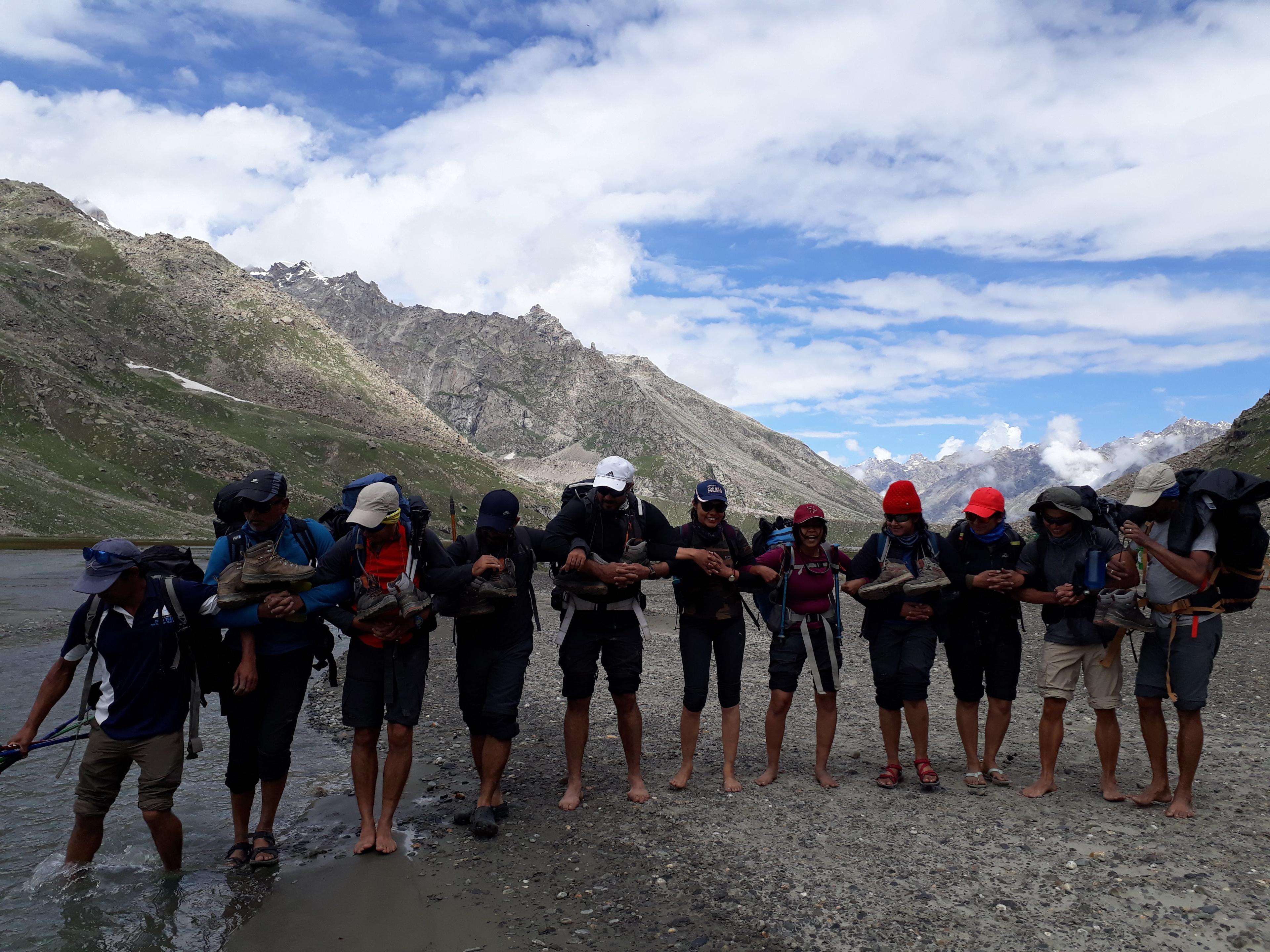Pin Parvati Pass scenery 15
