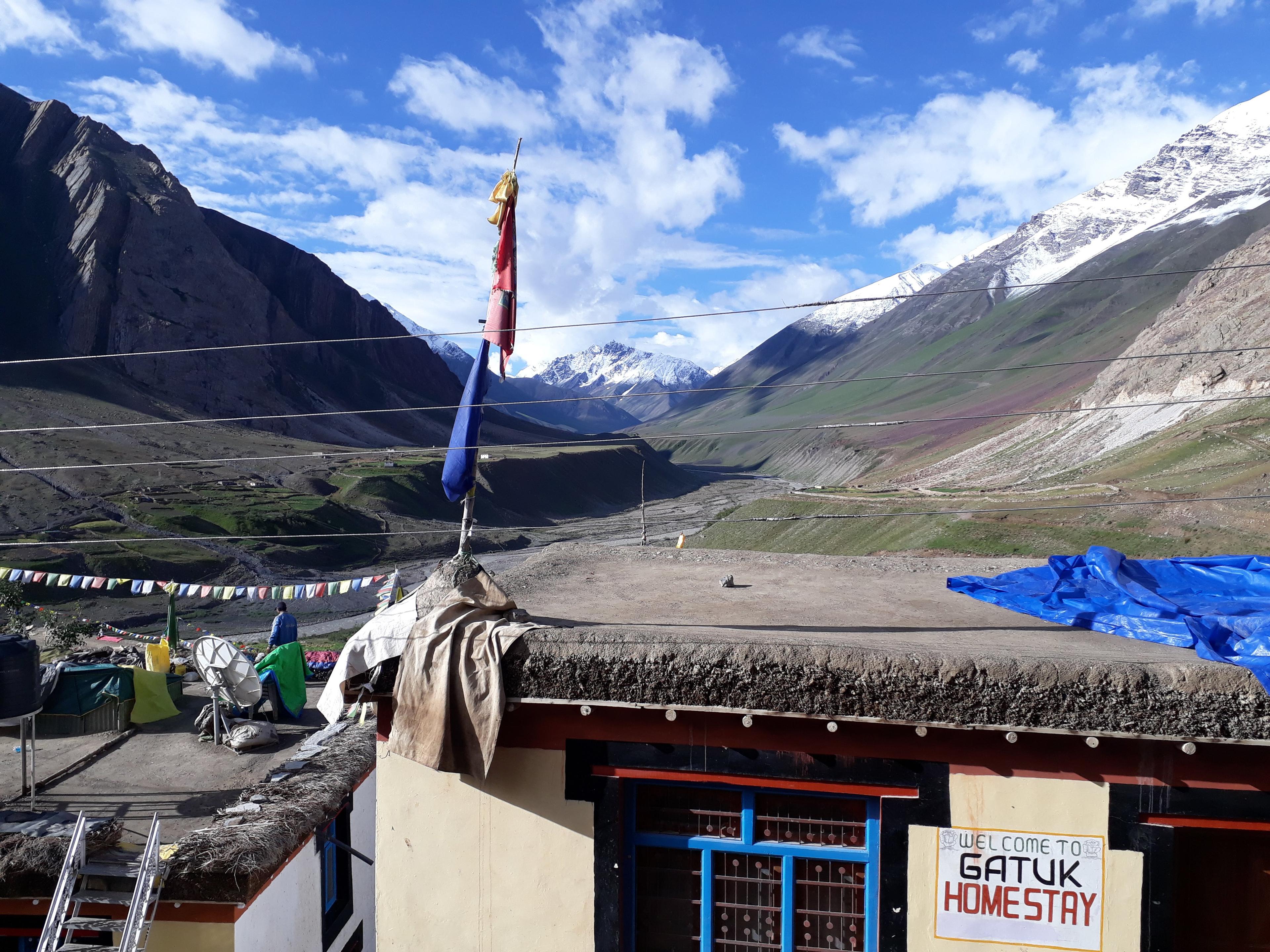 Pin Parvati Pass scenery 22